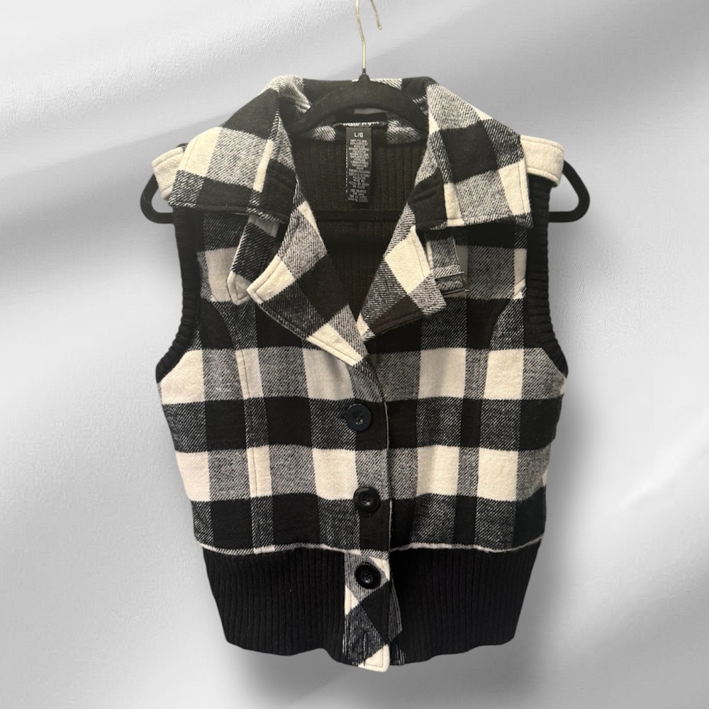 Sweater Project Black and White Plaid Y2K Sweater Vest Large